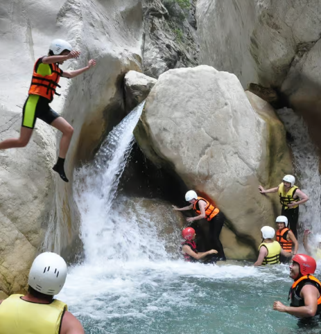 Göynük Kanyonu KEMER İLÇESİNDE GİDİLECEK EN ZARİF NADİDE YERLERDEN İLK SIRADADIR.